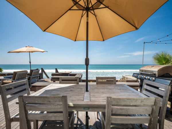 Oceanfront Retreat in Capo Beach - Luxurious 4-Bedroom Getaway